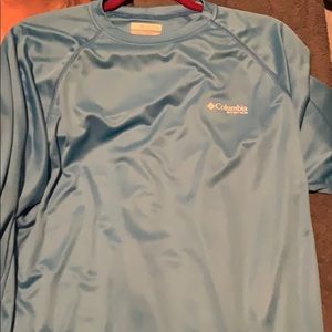 Columbia long sleeve shirt